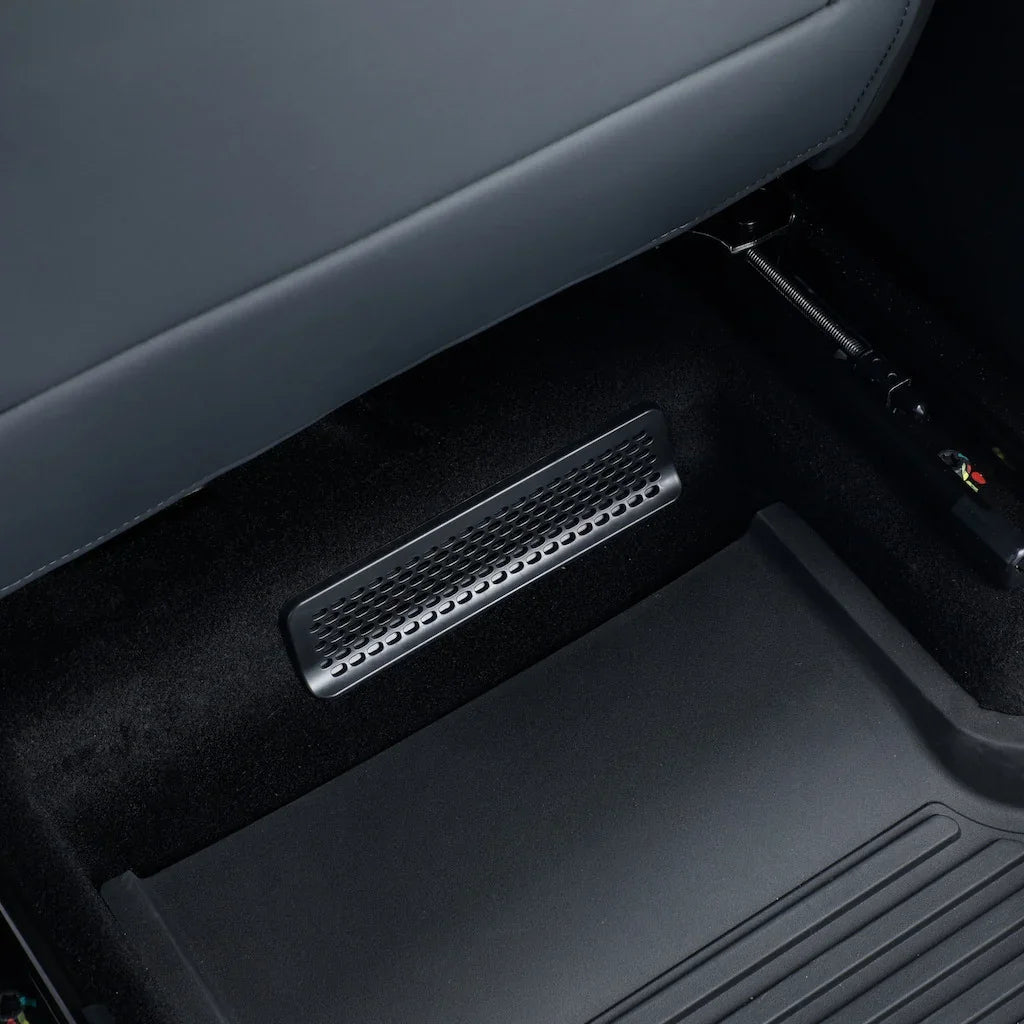 Black textured TPE floor mat for BYD, featuring a durable anti-slip surface and precise fit.