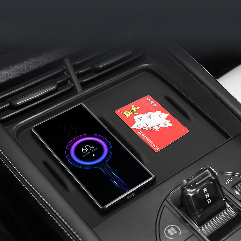 BYD Seal 06 Wireless Charging Silicone Mat - Heat Resistant and Fast Charging Compatible