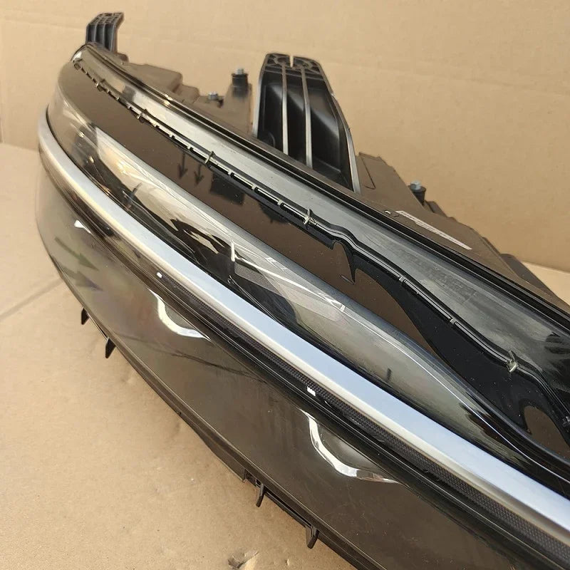 BYDHanFrontLights_2 - TOP BYD LIMITED
