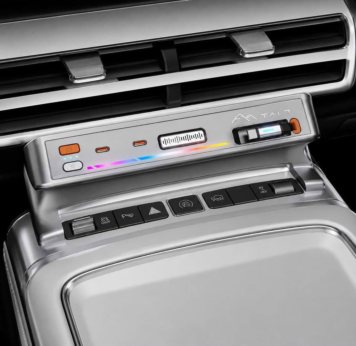 BYD Leopard 7 Titanium 7 aromatherapy fast charging expansion dock with 65W charging