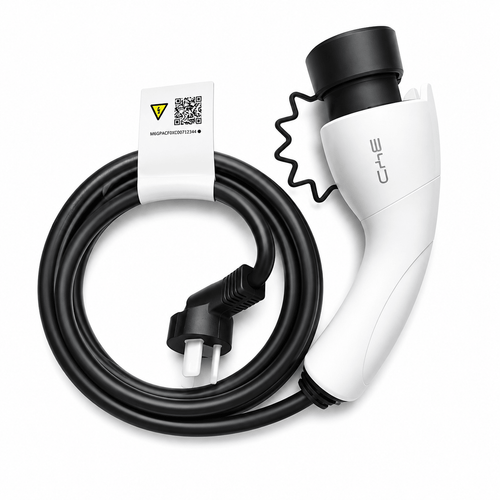 BYD Seagull Dolphin Yuan Pro 16A 3.5kW charging gun connected to vehicle