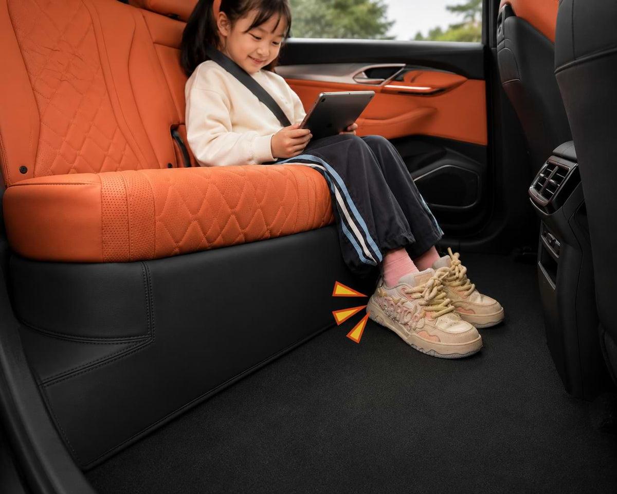 Protect the rear seat area of your BYD Sealion 7 with a custom-fit anti-kick pad designed to reduce scratches, dirt, and daily wear.